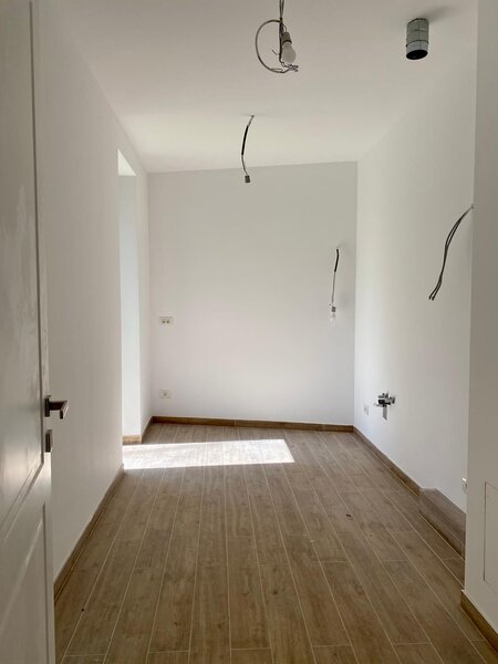 Apartament 4 camere 100mp + curte/gradina 160mp | Armeneasca, Licurg 2