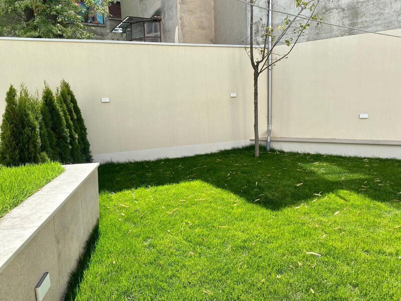 Apartament 4 camere 100mp + curte/gradina 160mp | Armeneasca, Licurg 2